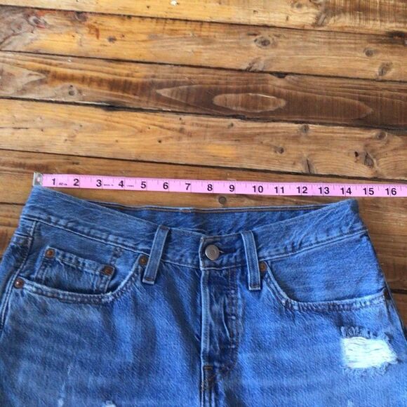 LEVI’S 501 Premium cut off jeans jorts  shorts distressed ripped cut off size 26 - Picture 4 of 13